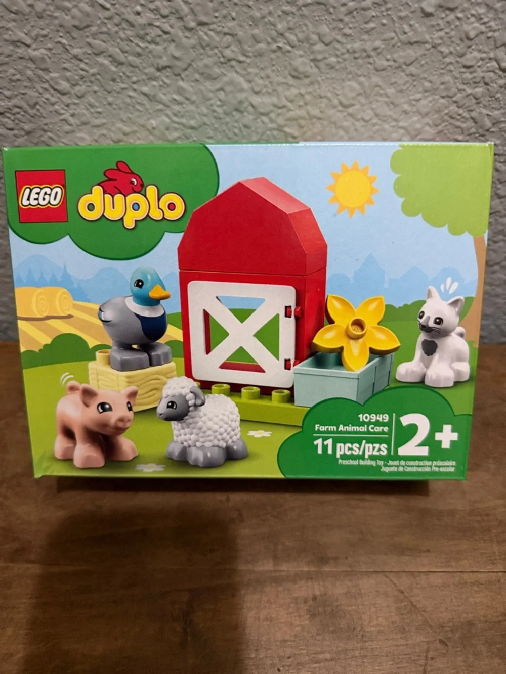 Lego Duplo Farm Animal Care Playset - Red Barn NEW